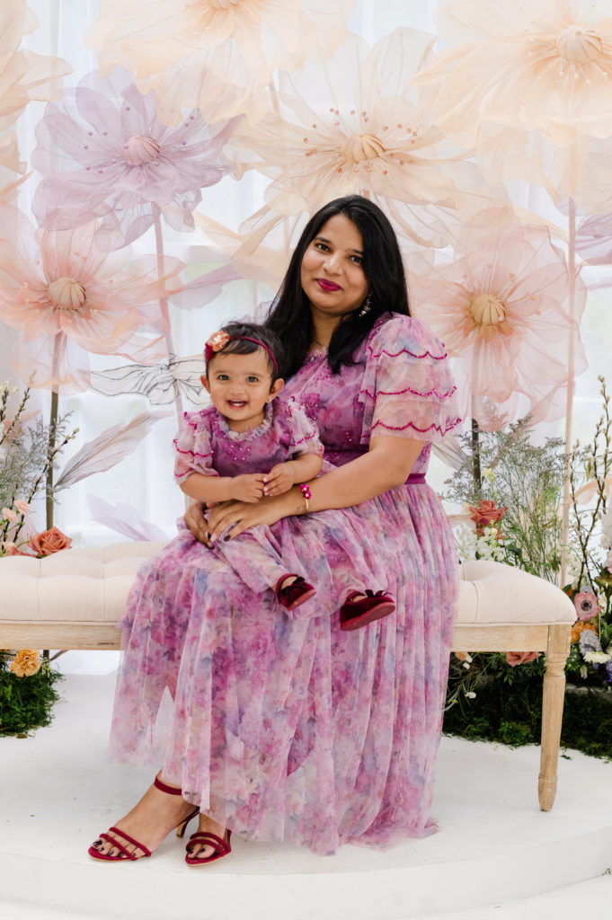 Mom and daughter at The Mother's Day Session